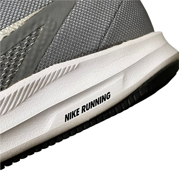 Nike Downshifter 9 Gray Running Sneakers Women’s Size 7.5 AQ7481-001 - Picture 13 of 13
